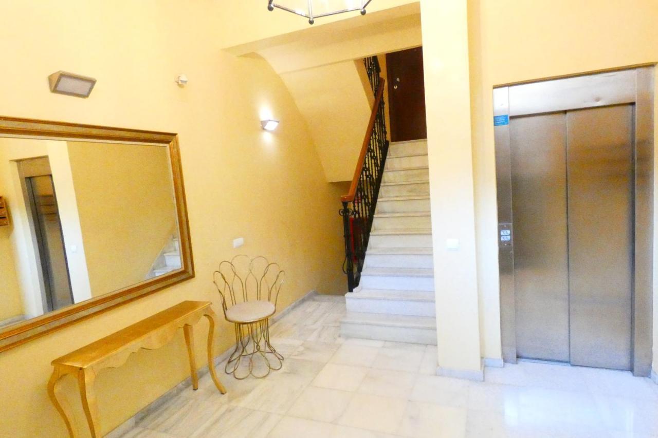 Homeyseville-Luxury Apartment Arenal 6 Pax, Parking Optional Экстерьер фото